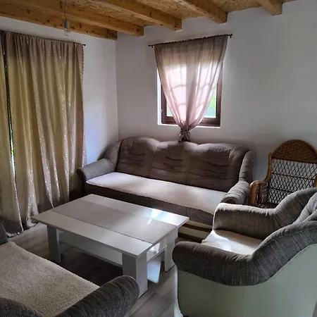 Praskozorje Feriehus Prijedor